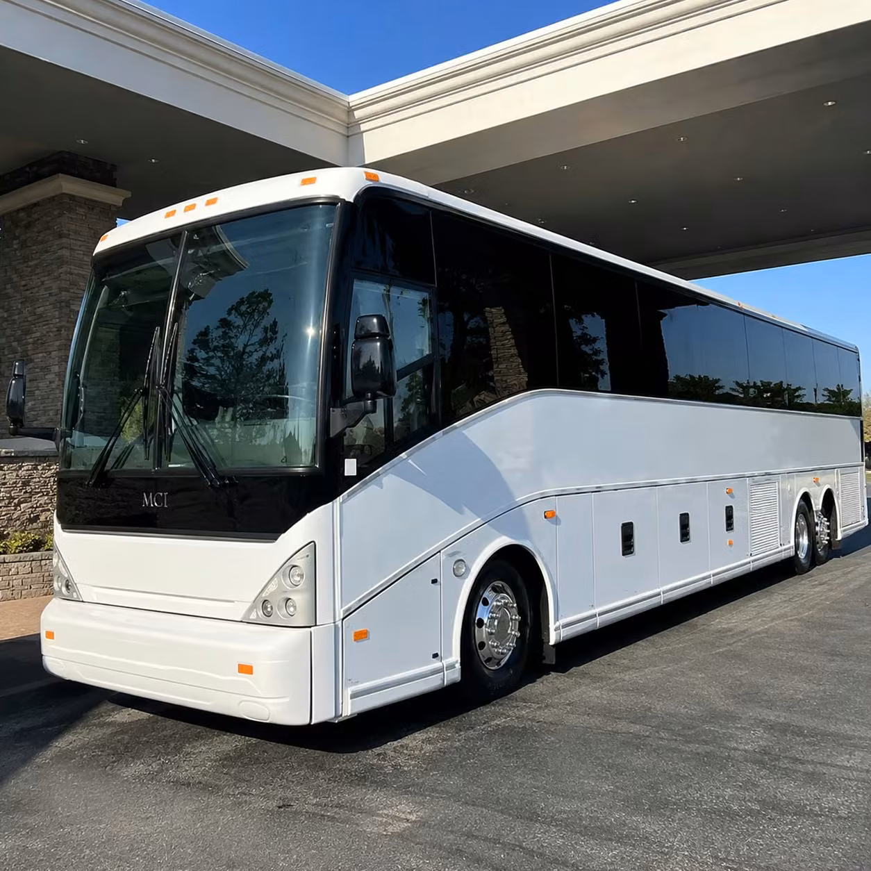 charter buses for warren church retreats and overnight trips