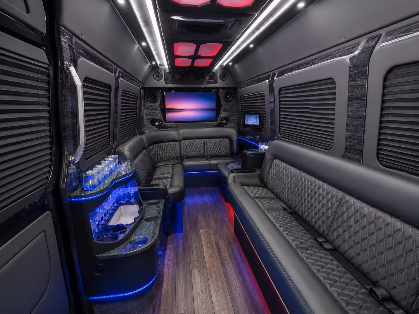whether you need one bus or a full fleet for warren government events and ceremonies